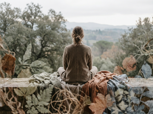 Focus sull’Eleuterococco: storia, usi tradizionali e i benefici moderni dell’azione adattogena