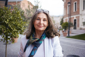 Menopausa: cosa cambia nel corpo e come sostenerlo, tra pelle e ossa